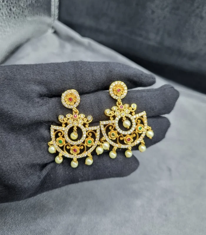 Emerald Square Stud Earrings - Zaariyah Premium Collection