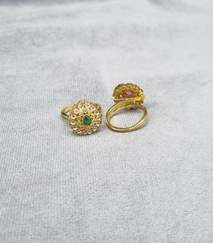 Emerald Floral Adjustable Ring - Zaariyah Premium Collection